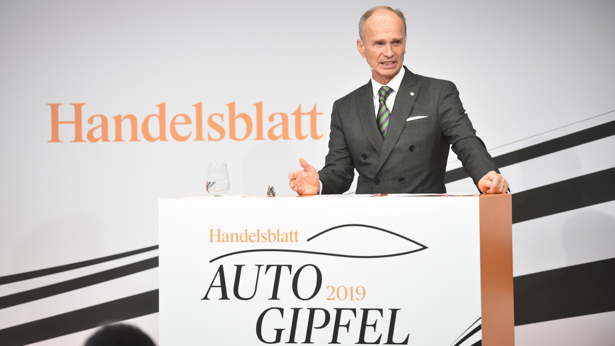 Hochkarätig Besetzter Handelsblatt Autogipfel | Presse | Bp In Deutschland