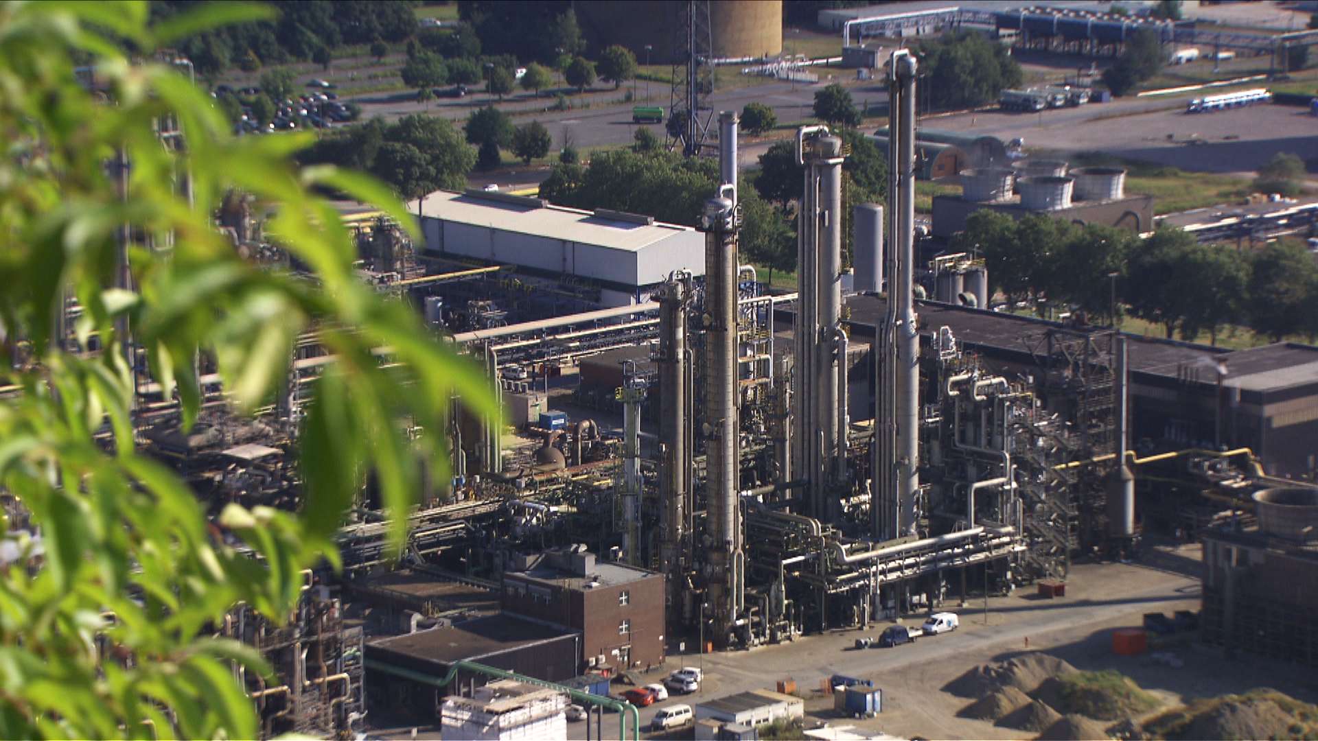 Raffinerie Ladt Nachbarn Zu Werkfuhrungen Im Rahmen Des Stillstands Ein Wo Wir Sind Bp In Deutschland