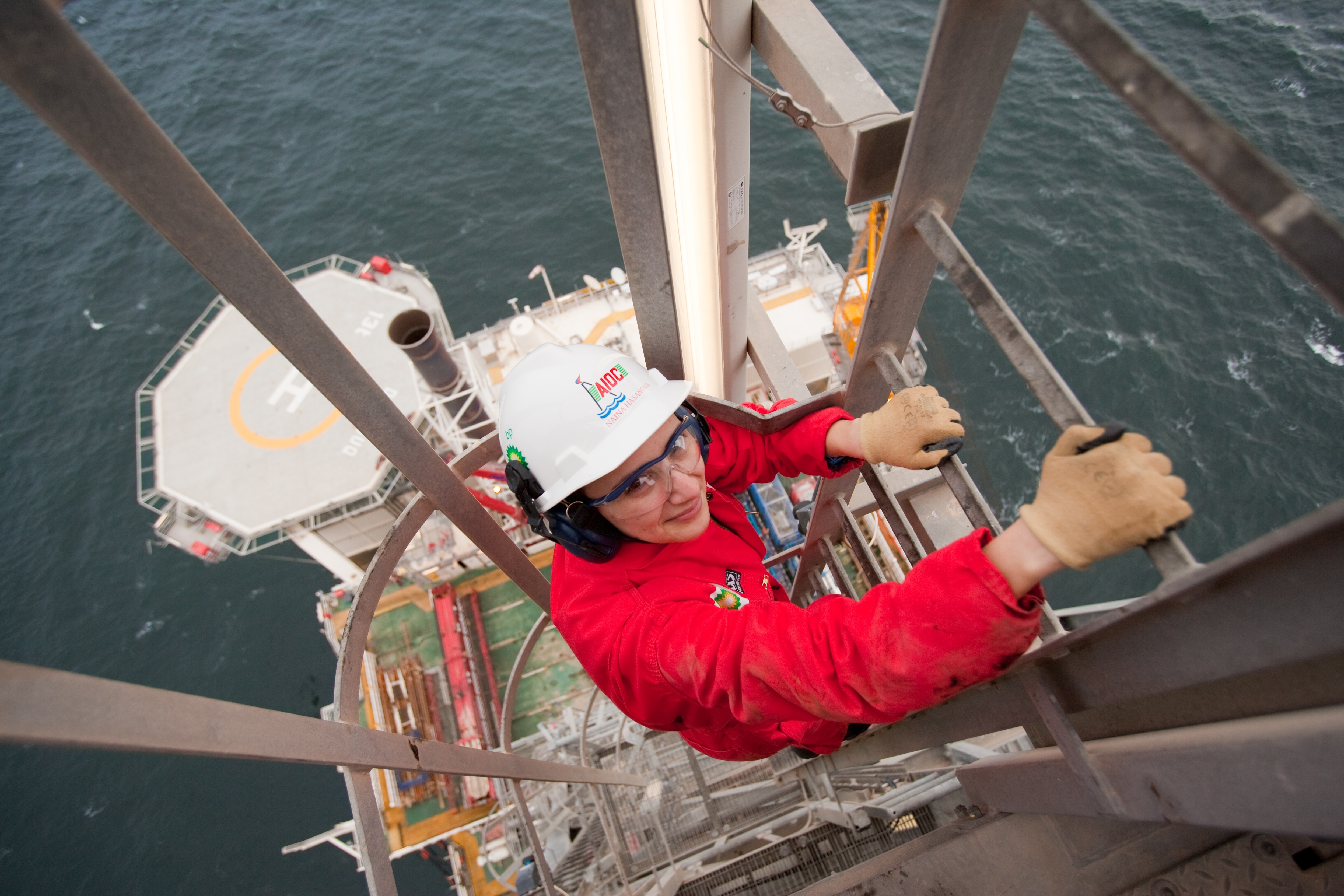 DWG Platform, Caspian Sea, Photo: Stuart Conway/ BP